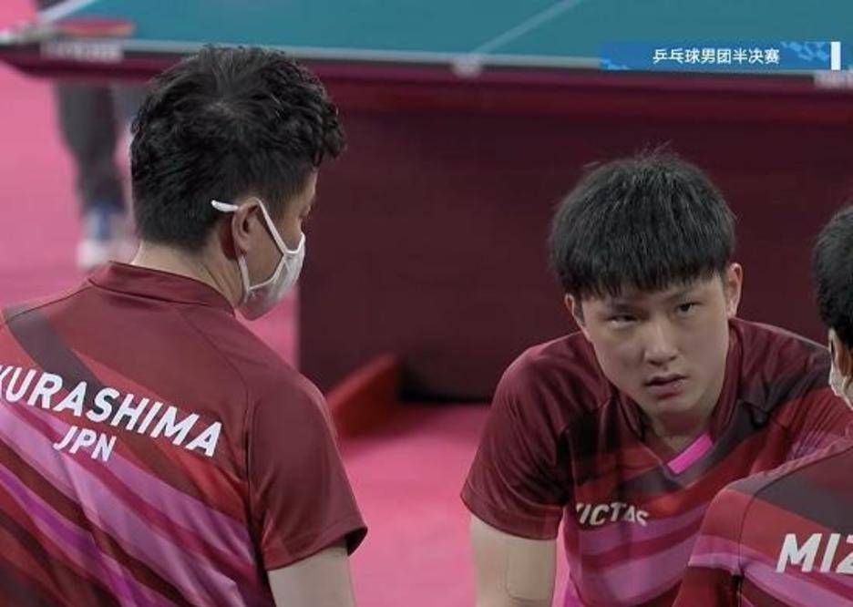 爱游戏入口-日本队碾压德国队，奥恰洛夫扛起全队