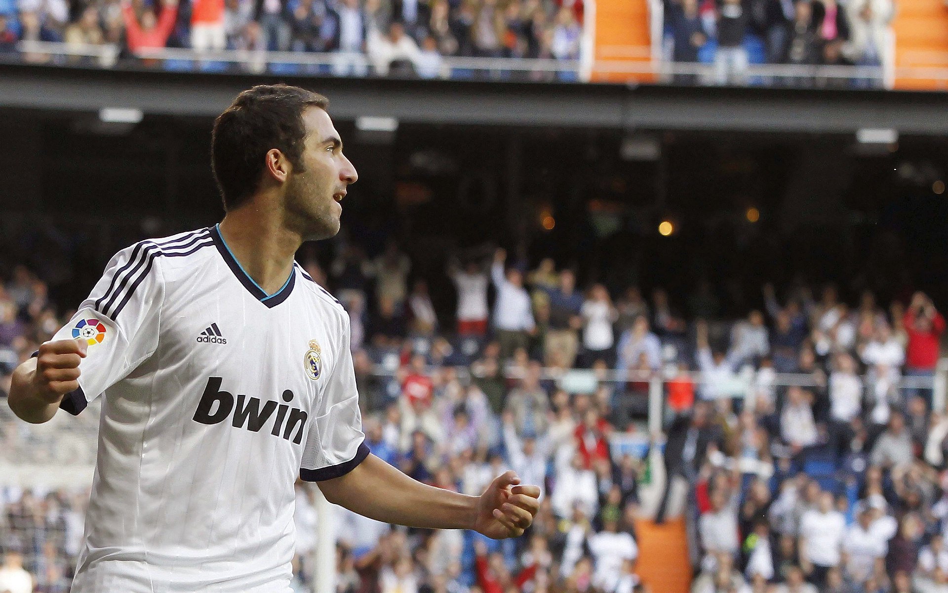 欧冠淘汰赛之夜，库里攻防转换核心