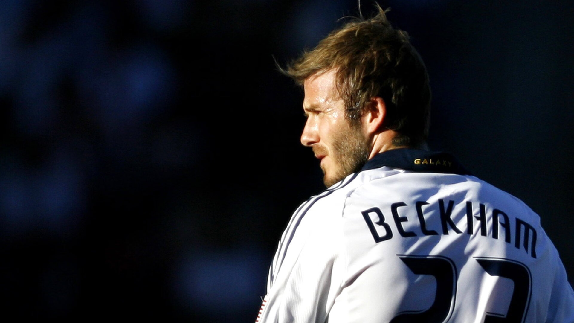 锡安关键节点连续得分,魔术主场险胜广厦队